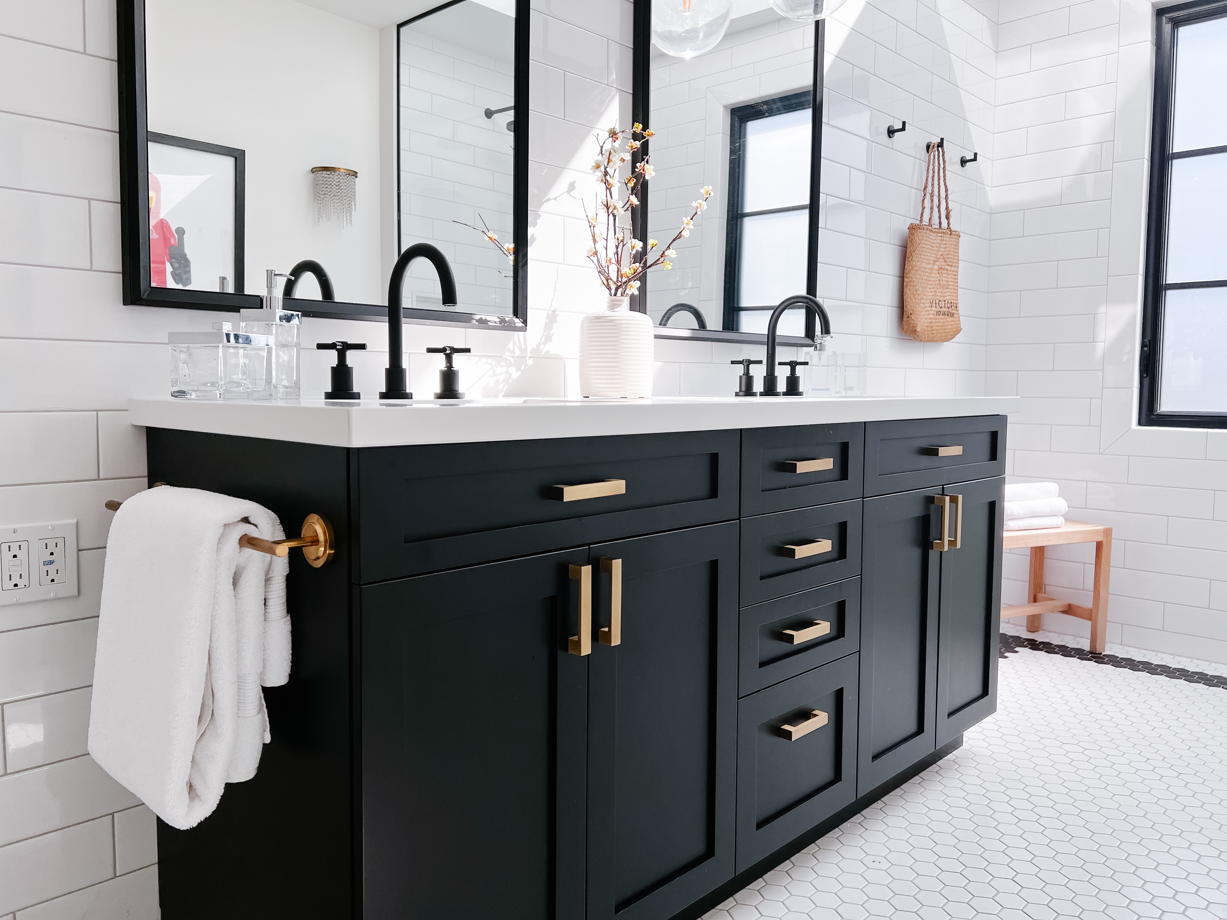 Towel Kit – Classic White Set - Image 5